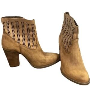 Anthropologie Musse And Cloud Size 9 Avaly Ankle Boots Brown Suede Booties‎ Boho